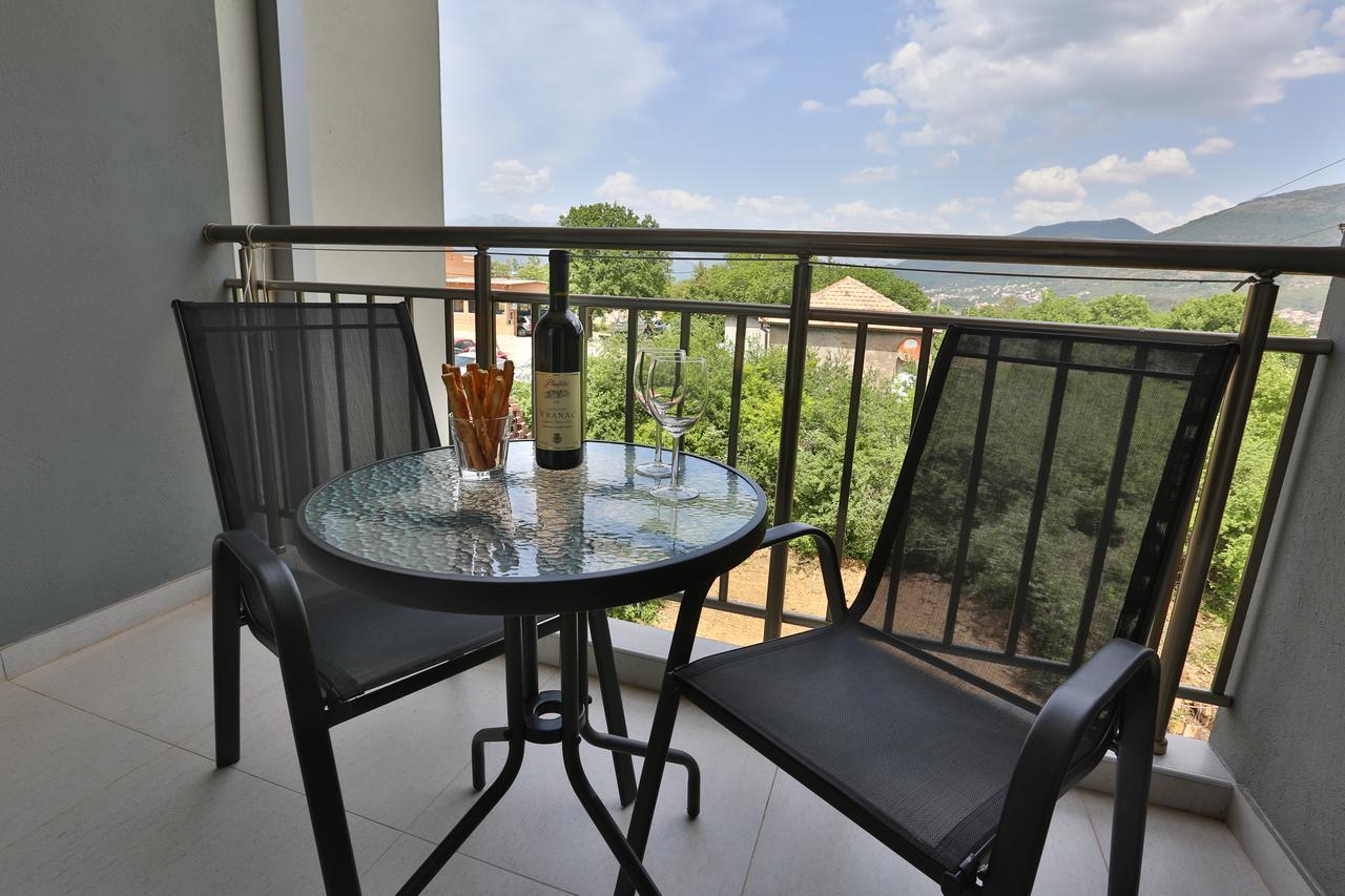 Kristina Apartments Tivat Extérieur photo