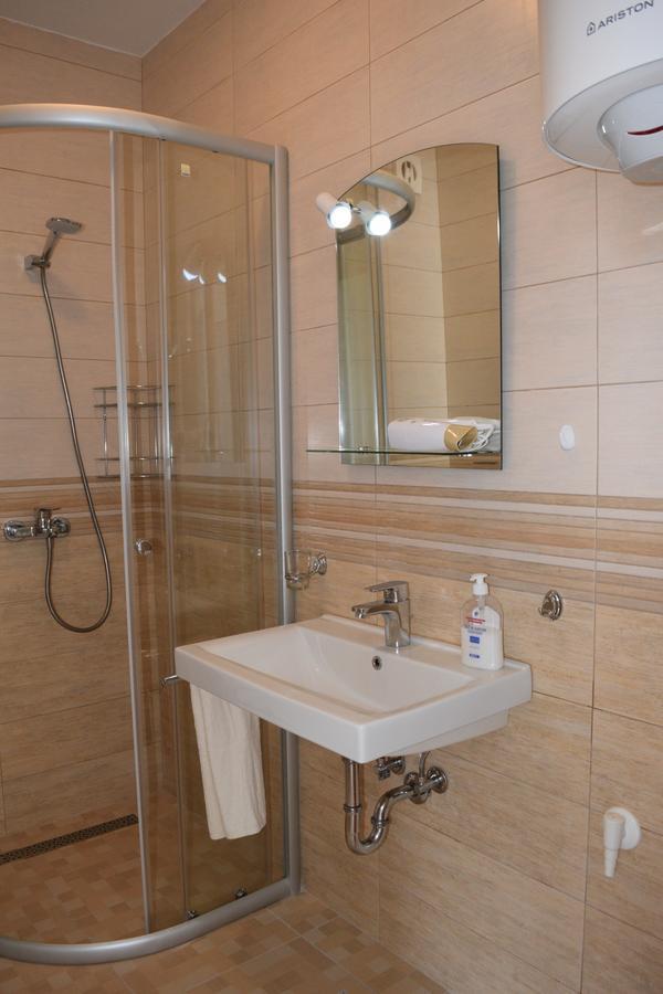 Kristina Apartments Tivat Extérieur photo