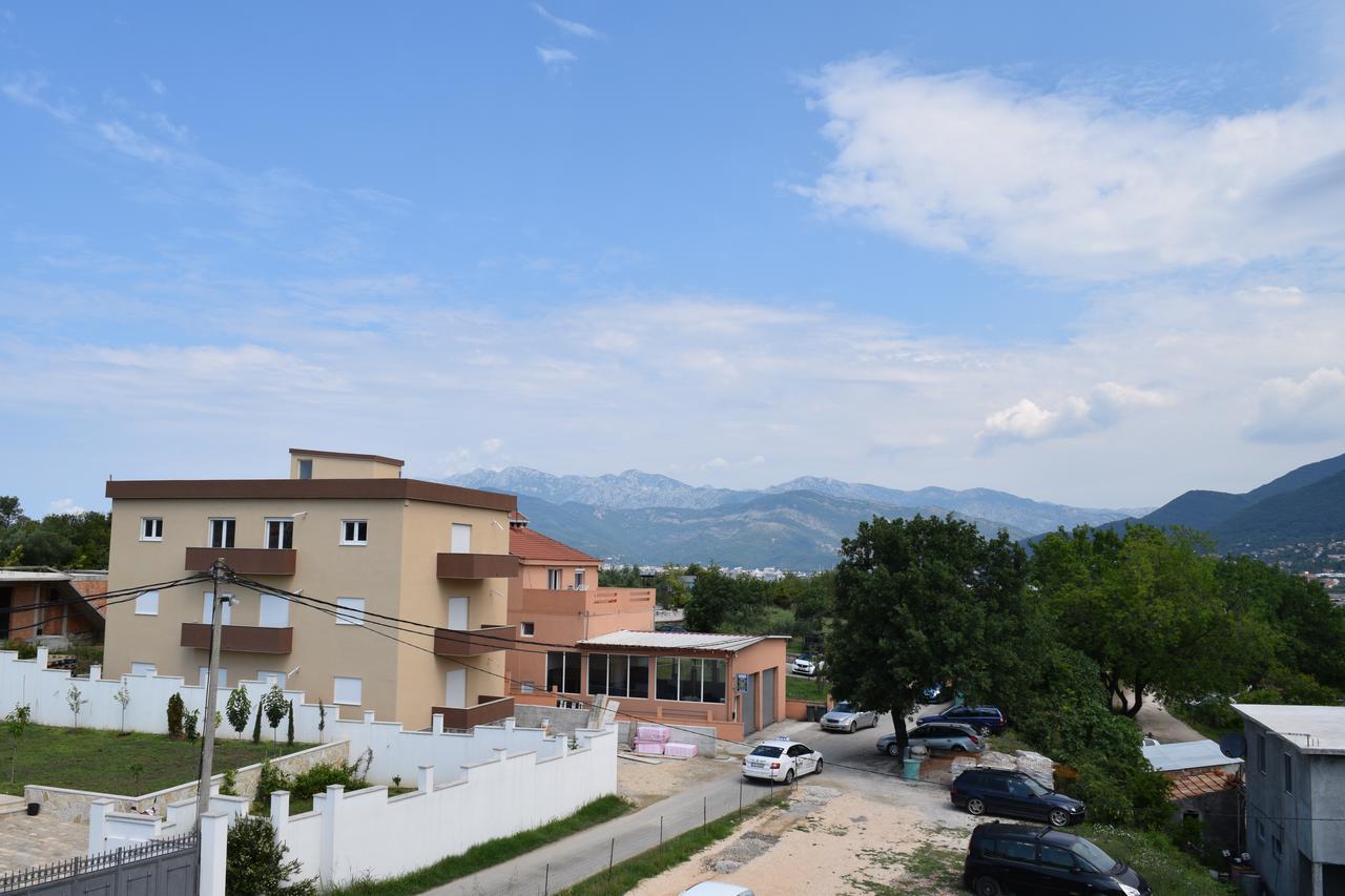 Kristina Apartments Tivat Extérieur photo